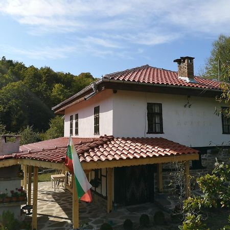 Къща За Гости Ножери Tryavna Extérieur photo