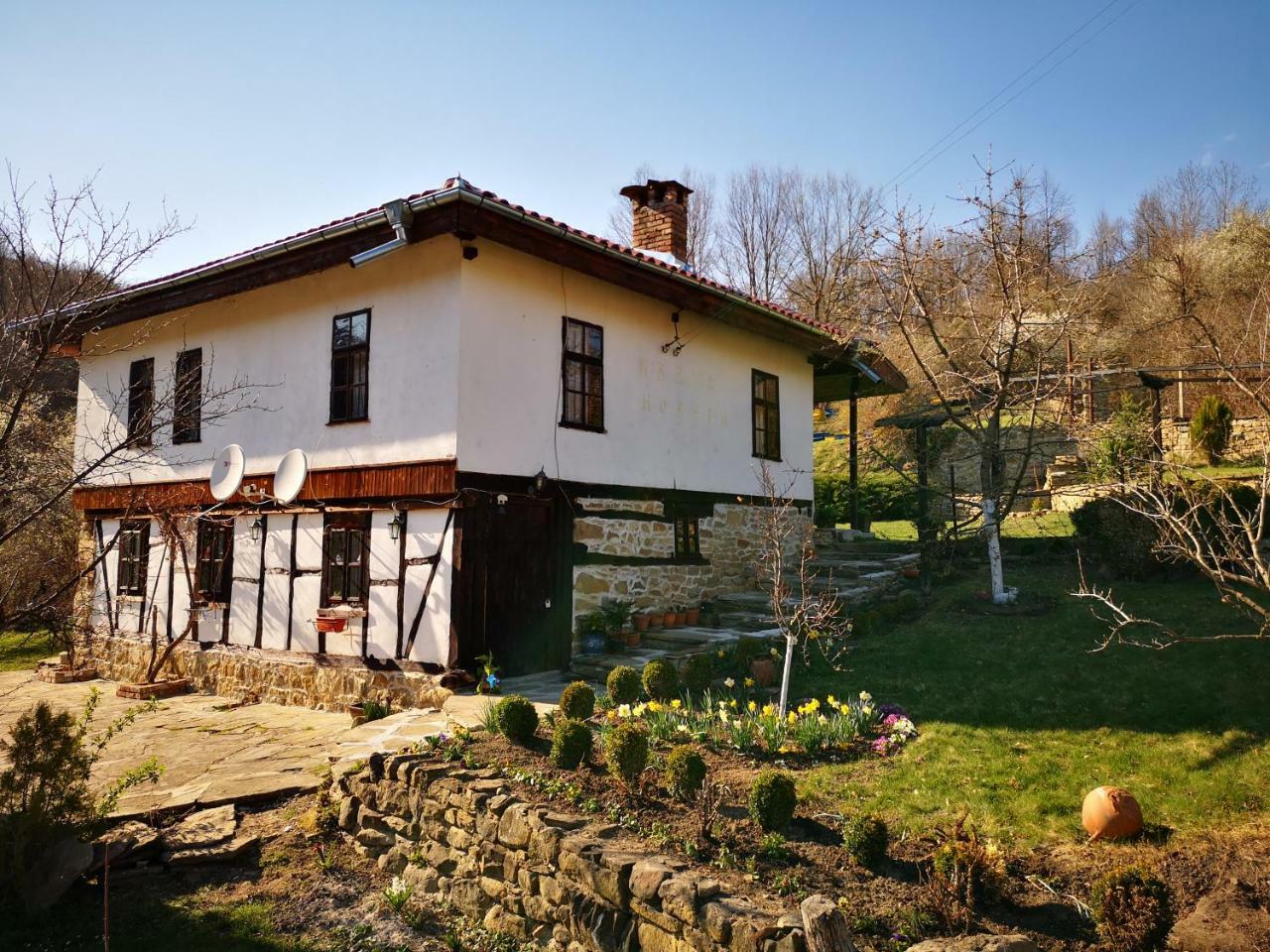 Къща За Гости Ножери Tryavna Extérieur photo