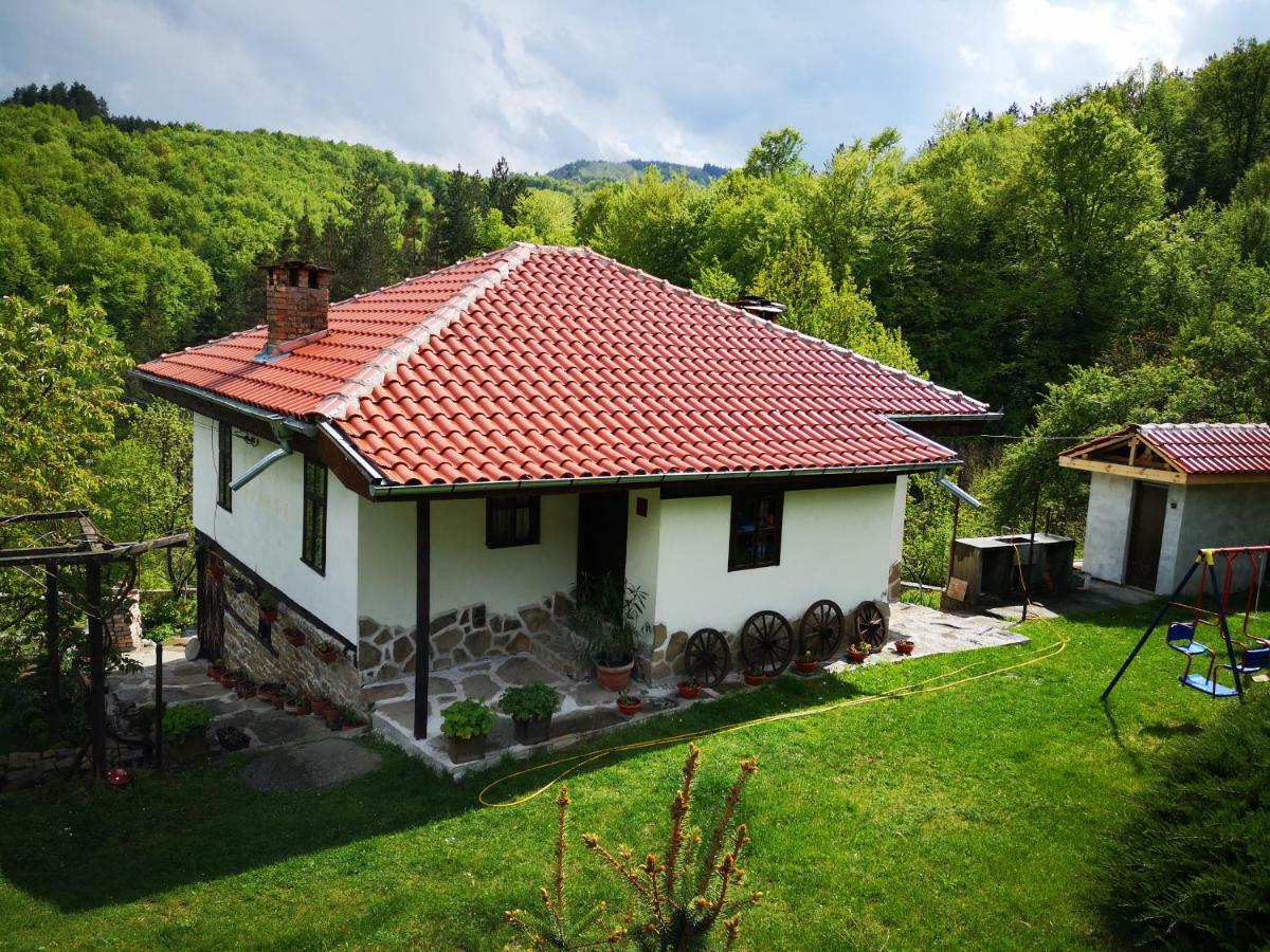 Къща За Гости Ножери Tryavna Extérieur photo